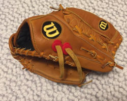 Glovelocks for baseball and softball gloves